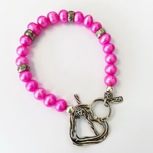 Sterling silver and pink freshwater pearl heart toggle bracelet 8”